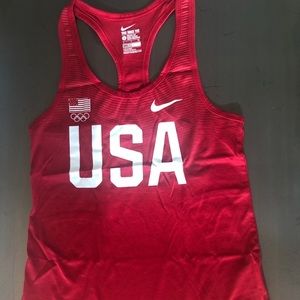 Nike USA tank small